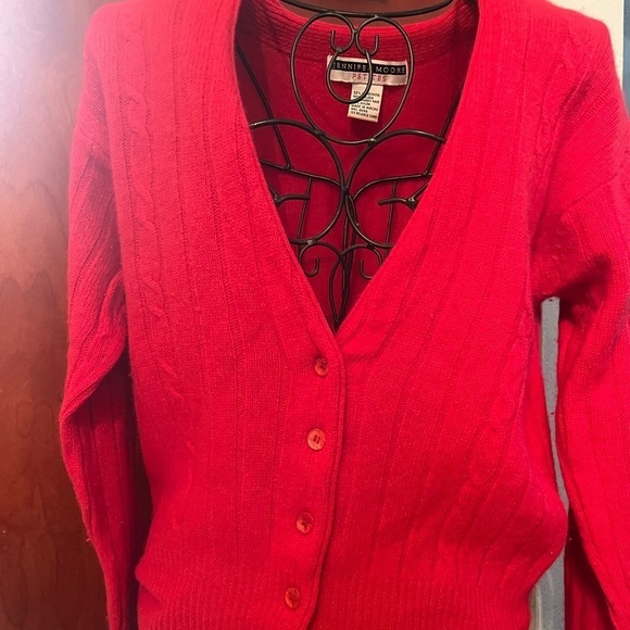 Jennifer Moore Petites Sz S Lambswool Thai Retro V-neck Red Knit Cardigan
﻿ - Picture 4 of 8
